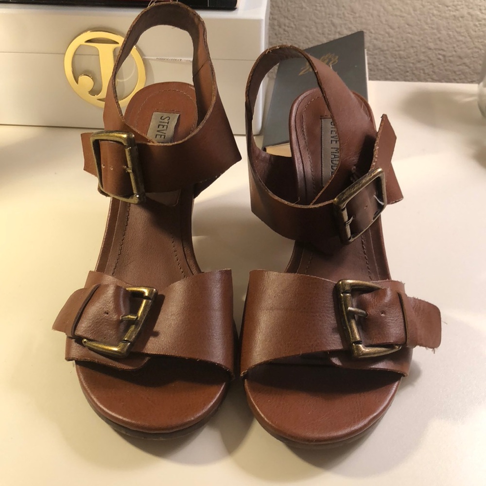 Steve Madden “Persuitt” heel size 6.5
